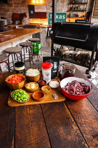 From the Backcountry to the Dutch Oven: Redefining Texas Comfort with Matt Pittman’s Bear Guisada