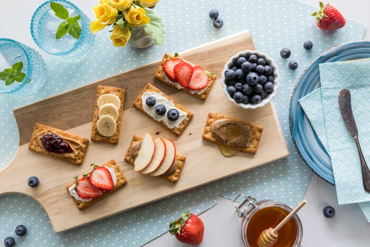 The Art of the After-School Snack: How Graham Cracker "Canvas" Creations are Solving the Afternoon Hunger Gap