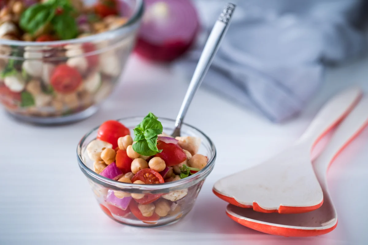 The Ultimate Culinary Fusion: Why the Chickpea Caprese Salad is Redefining Quick, Healthy Dining